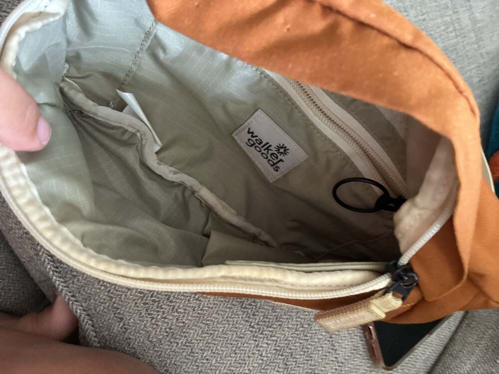 Walker Goods Louie Sling Bag in Cinnamon/Rust - Picture 4 of 7
